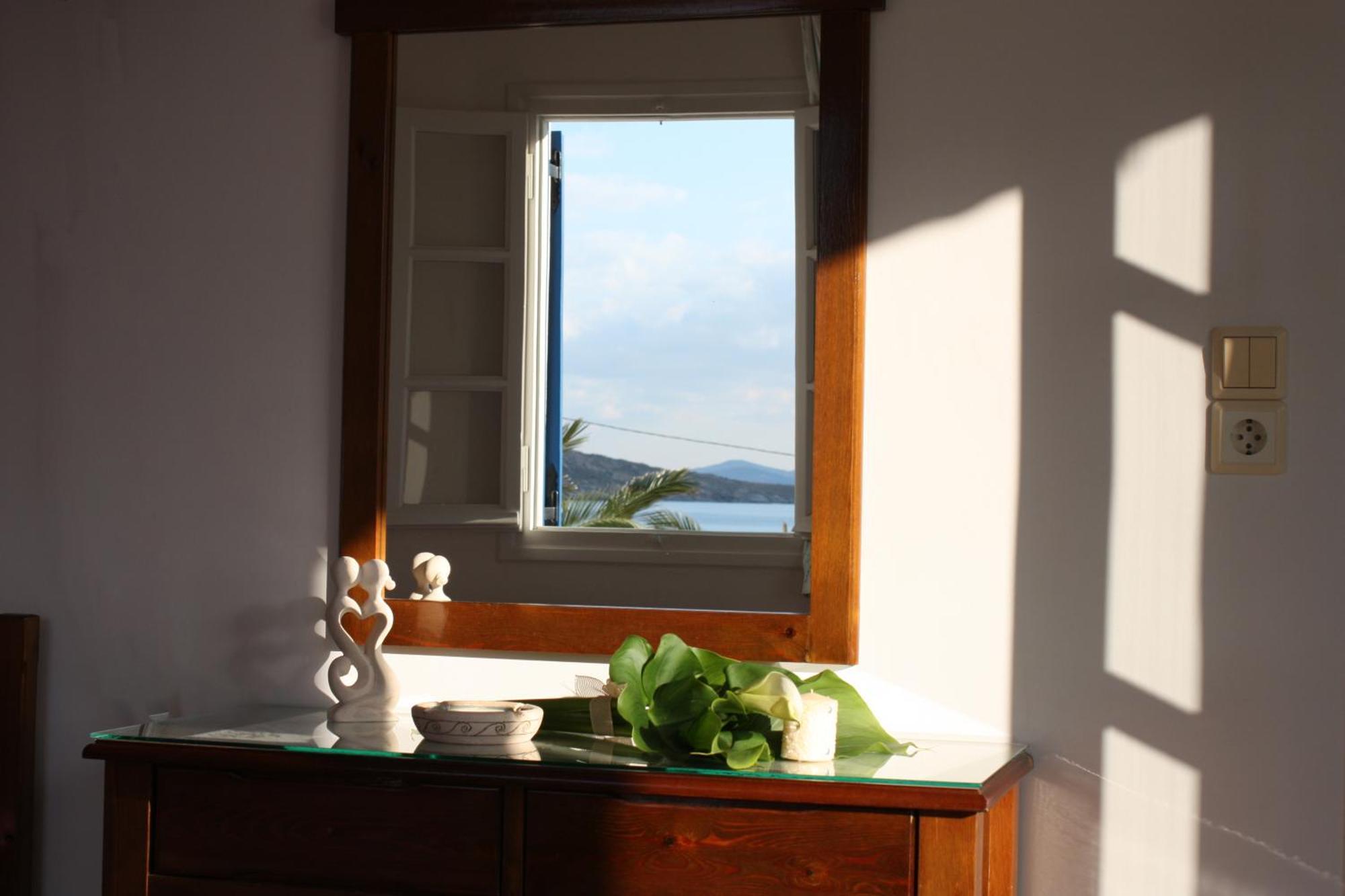 Mina'S Studios In Naxos Island Agios Prokopios  Exterior photo